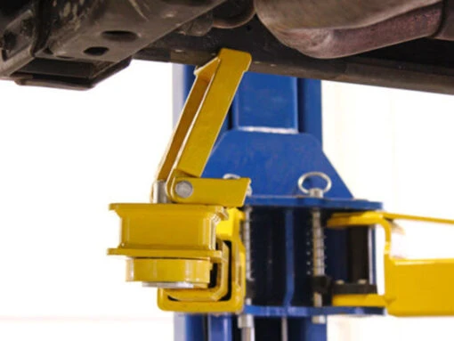 FLIP-UP ADAPTER FOR LIFT ARMS