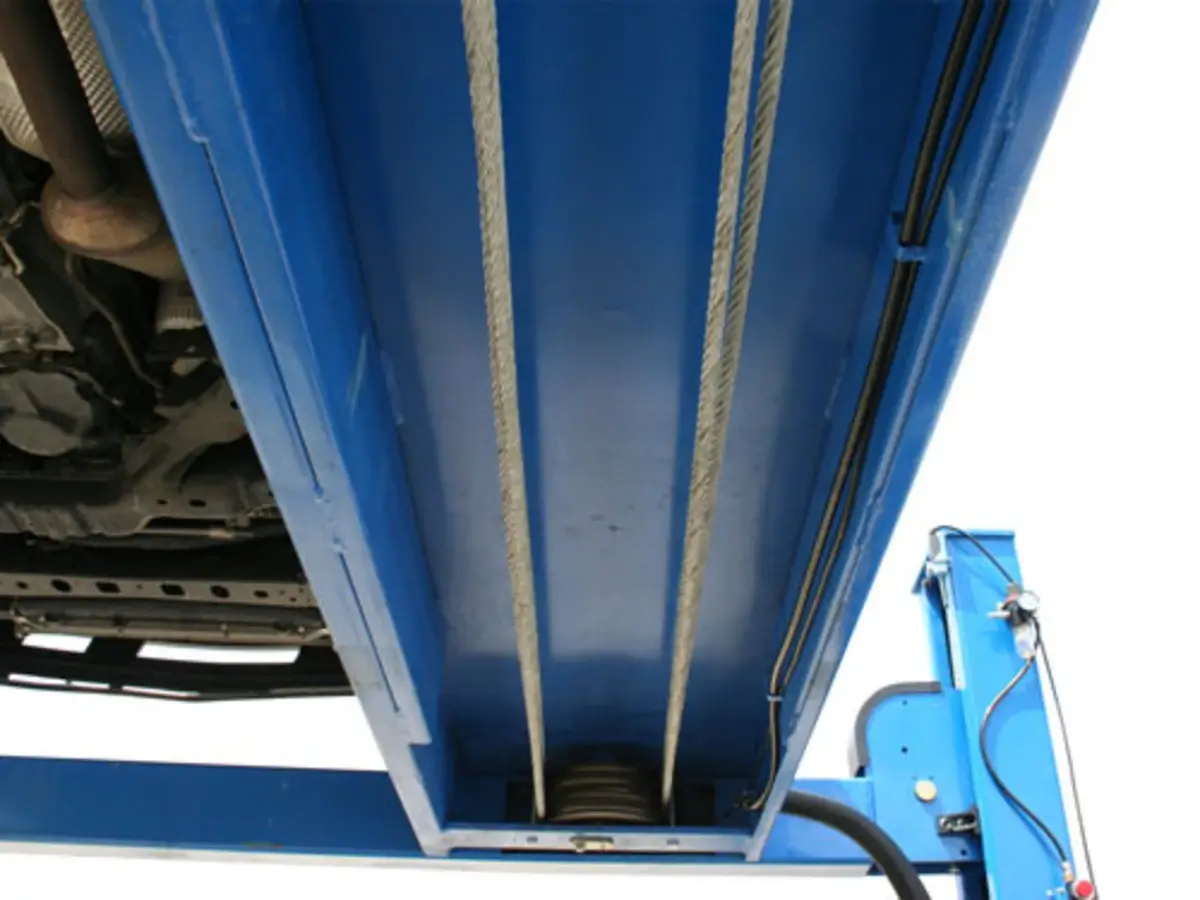 ATLAS 414 14,000 Lbs. Capacity Commercial Grade 4 Post Lift