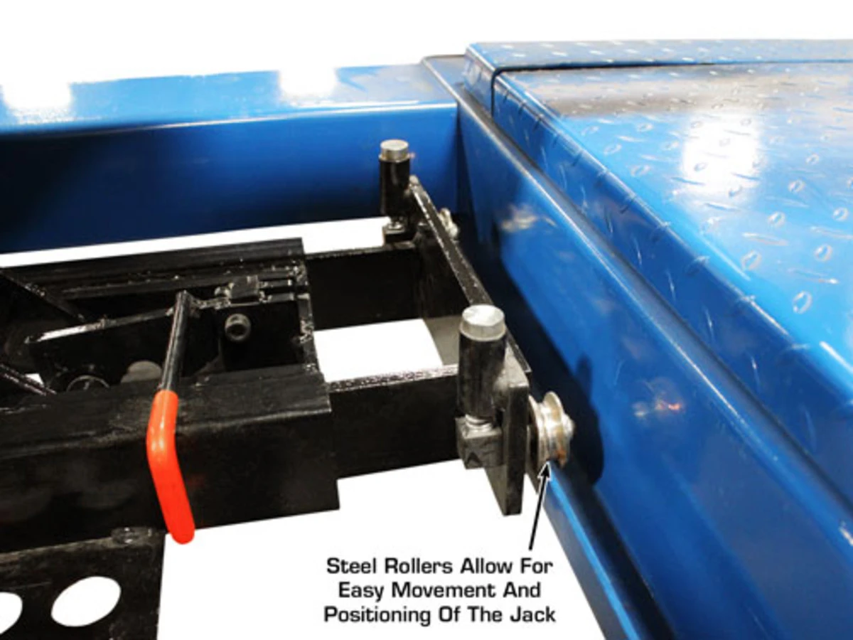 ATLAS RJ-8000 Air/Hydraulic Center Rolling Jack 8,000 Lbs. Capacity with Truck Adapters